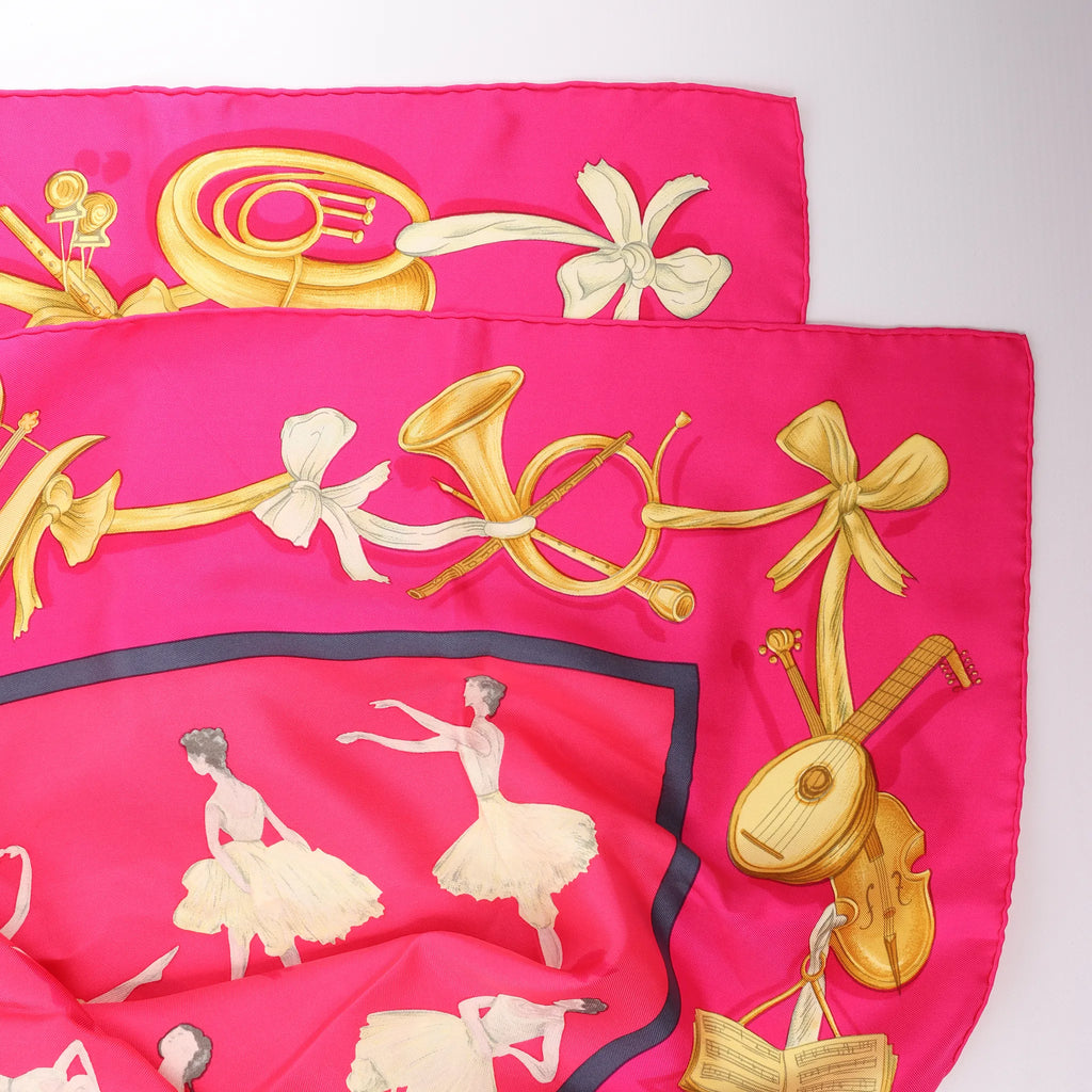 Hermès Carré 90 "La Dance ballet" Silk handkerchief in Pink