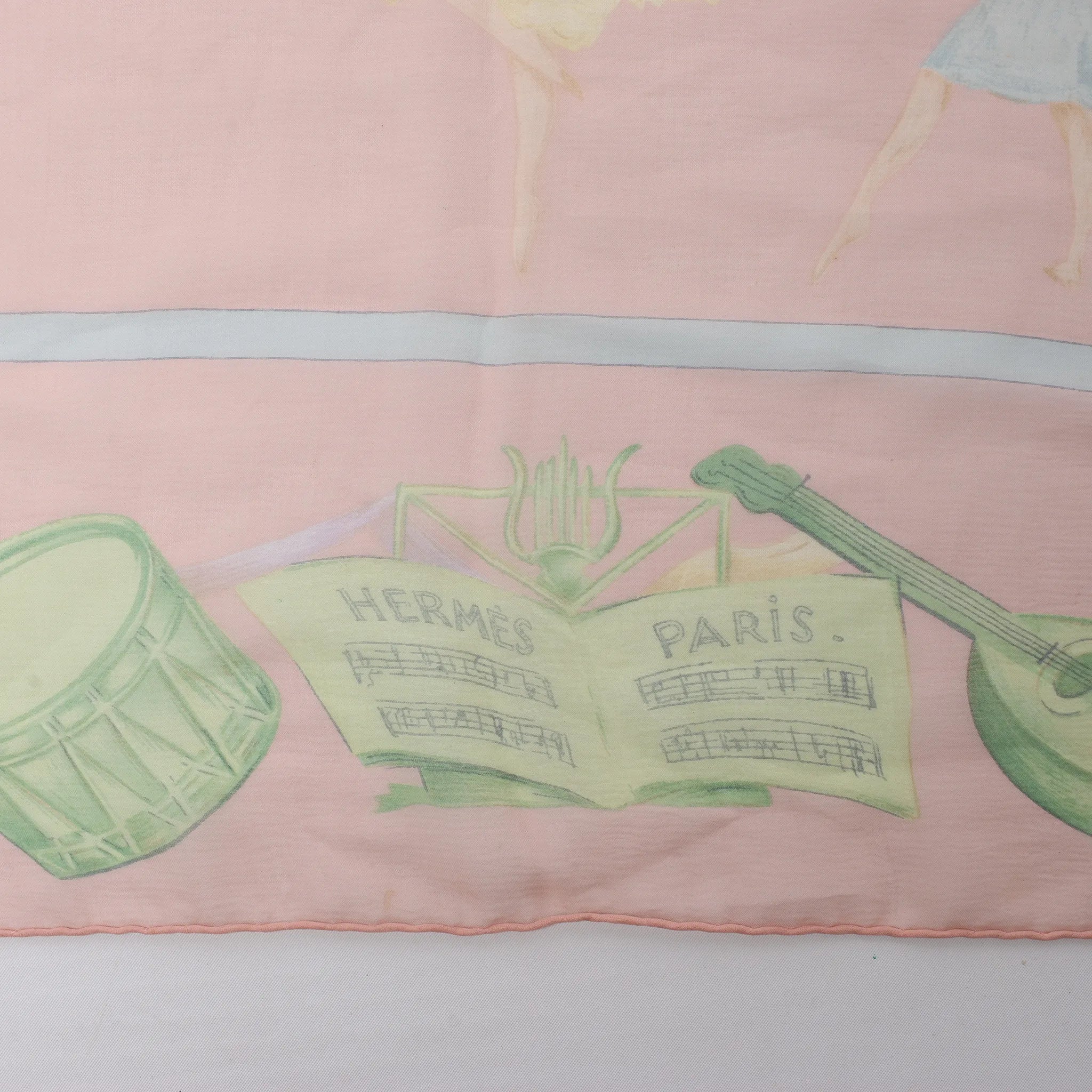 Hermès Carré 90 "La Dance ballet" Silk handkerchief in Pink