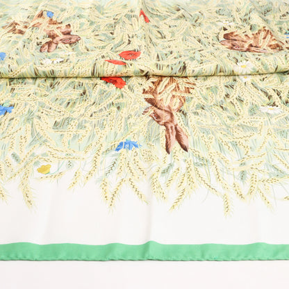 Hermès Carré 90 "Lapins Dans un Champ de blé" Silk handkerchief in Green