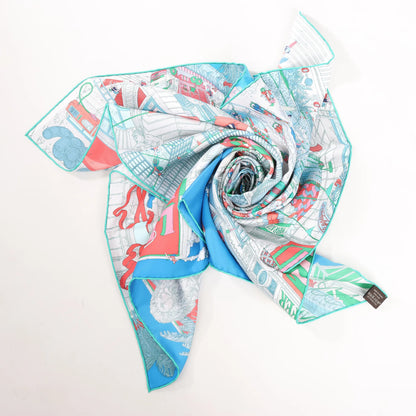 Hermès Carré 90 "Le Grand Prix du Faubourg" Mouchoir en soie en Bleu