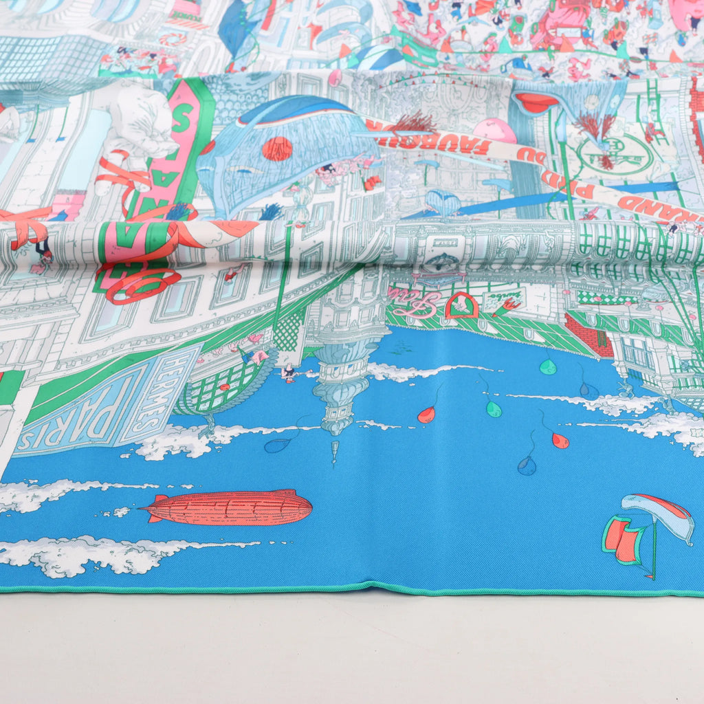 Hermès Carré 90 "Le Grand Prix du Faubourg" Silk handkerchief in Blue