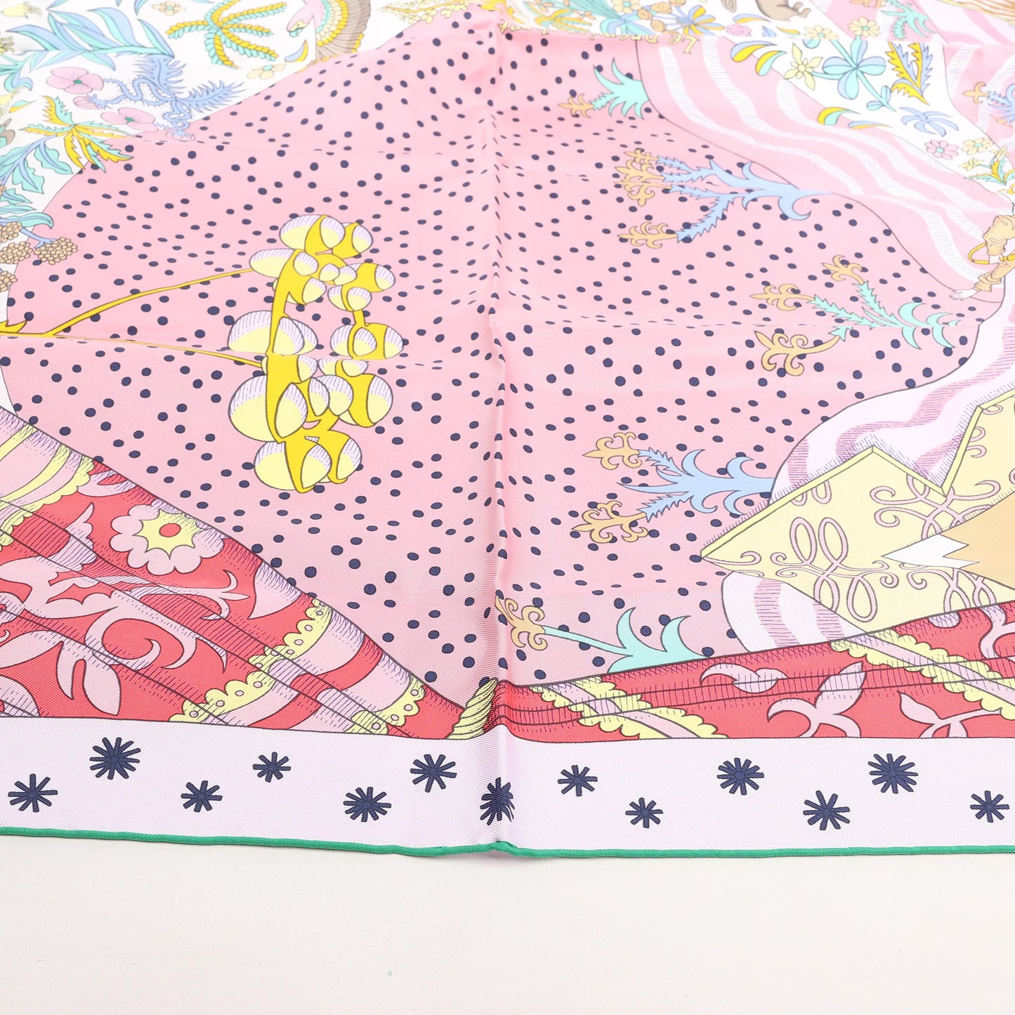 Hermès Carré 90 "Le Premier Chant" Silk handkerchief in Pink