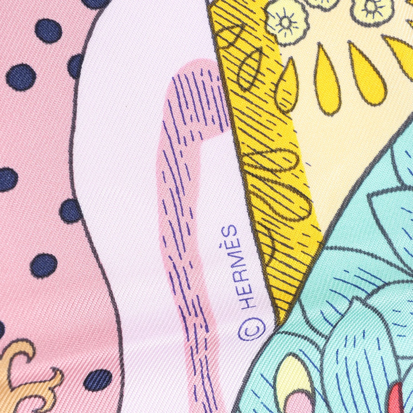 Hermès Carré 90 "Le Premier Chant" Silk handkerchief in Pink