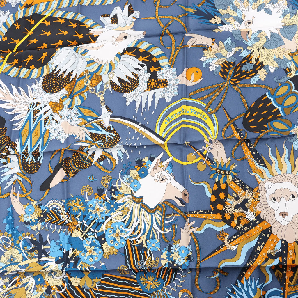 Hermès Carré 90 "Le Sacre des Saisons" Silk handkerchief in Gray