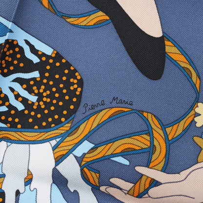 Hermès Carré 90 "Le Sacre des Saisons" Silk handkerchief in Gray