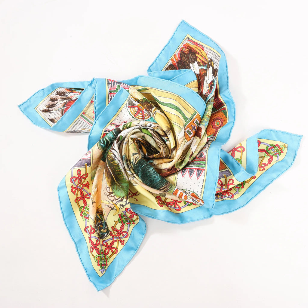 Hermès Carré 90 "Les Cheyennes" Silk handkerchief in Beige x Blue