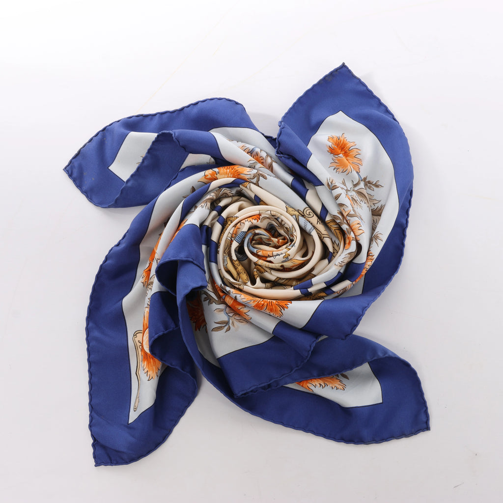 Hermès Carré 90 "Les Jardiniers du Roy" Silk handkerchief in Blue