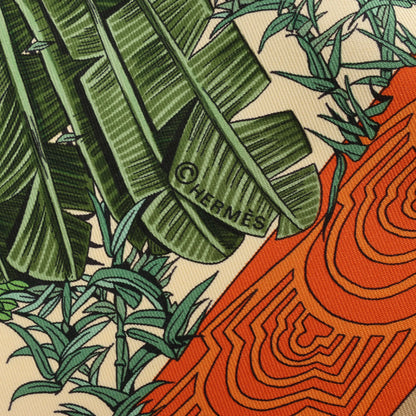 Hermès Carré 90 "Les Legendes de L'Arbre" Silk handkerchief in Beige