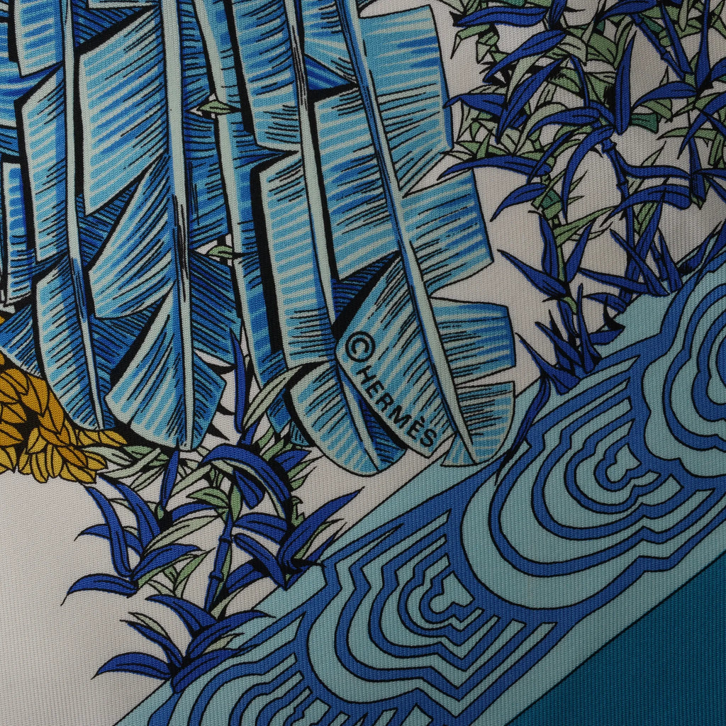 Hermès Carré 90 "Les Legendes de L'Arbre" Silk handkerchief in Blue