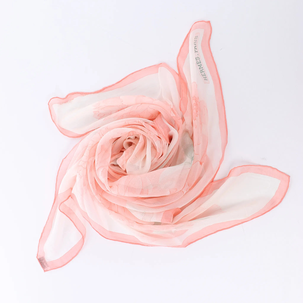 Hermès Carré 90 "Les Pivoines Koyaku" Silk handkerchief in Pink