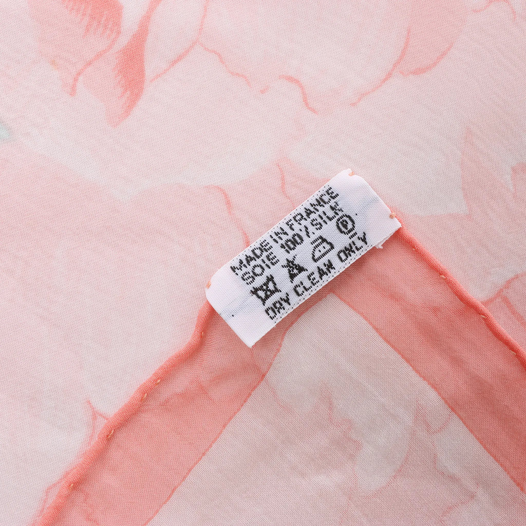 Hermès Carré 90 "Les Pivoines Koyaku" Silk handkerchief in Pink