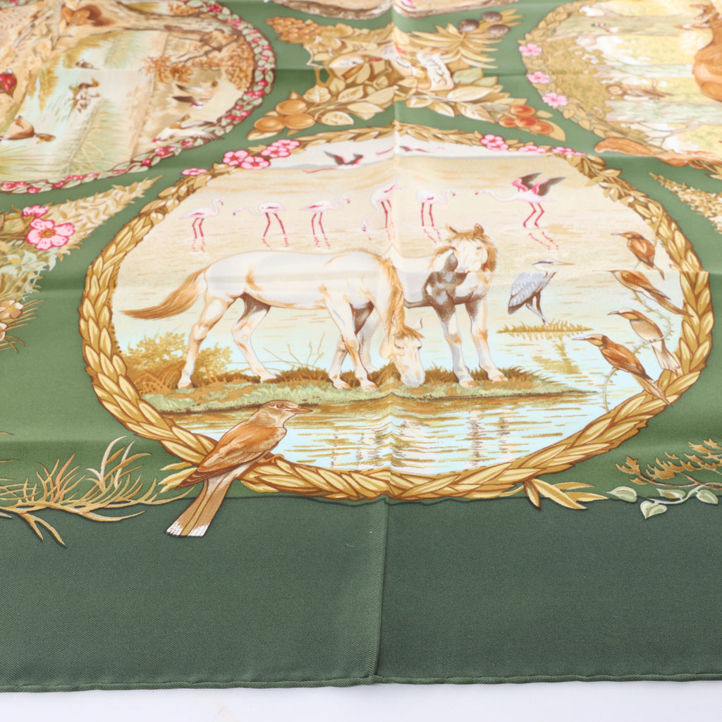Hermès Carré 90 "Les Quatre Saisons" Silk handkerchief in Green
