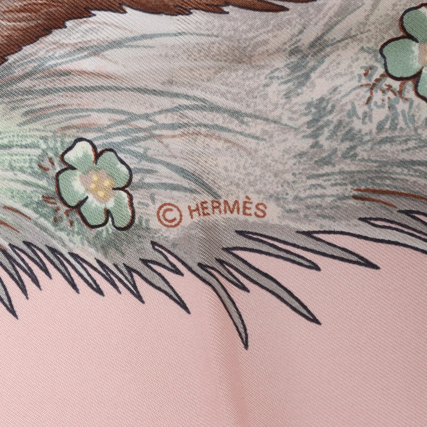 Hermès Carré 90 "Les Quatre Saisons" Silk handkerchief in Pink