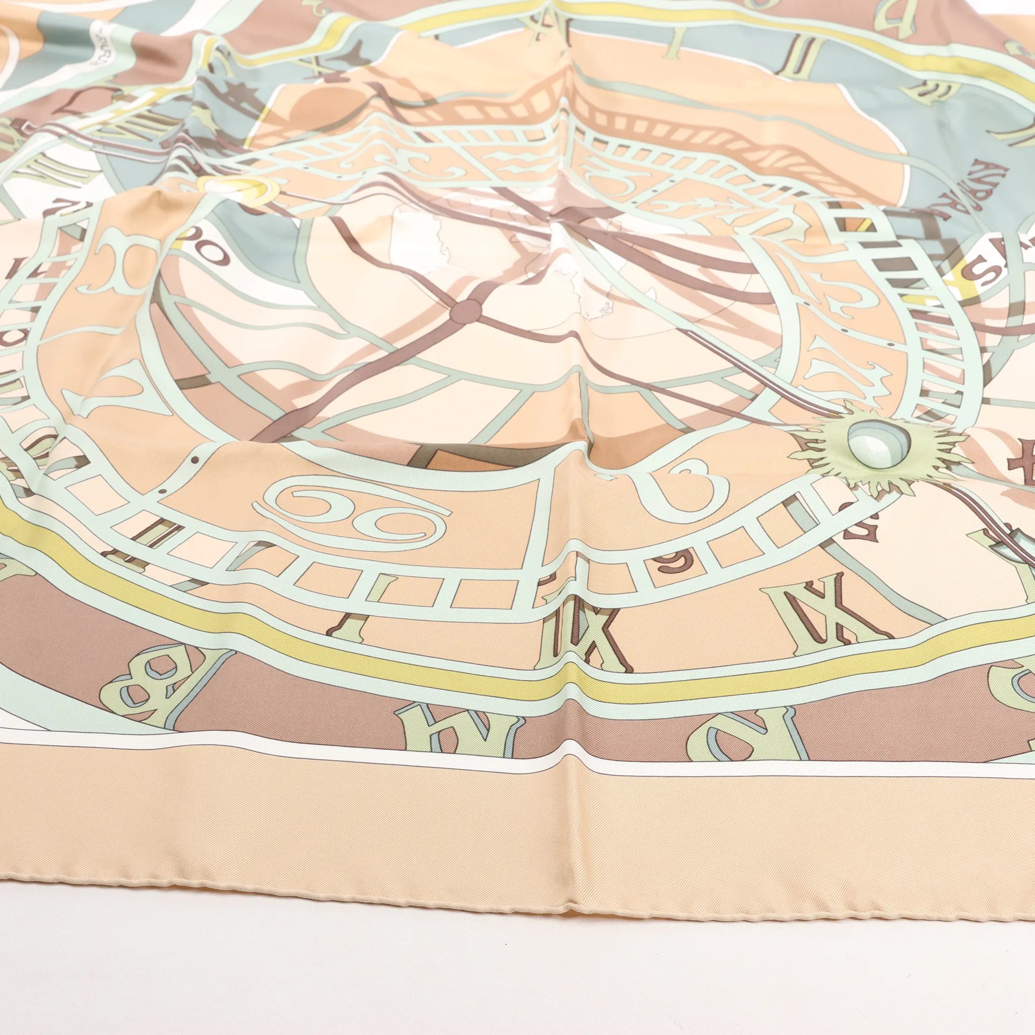 Hermès Carré 90 "MECANIQUE DU TEMPS" Silk handkerchief in Beige