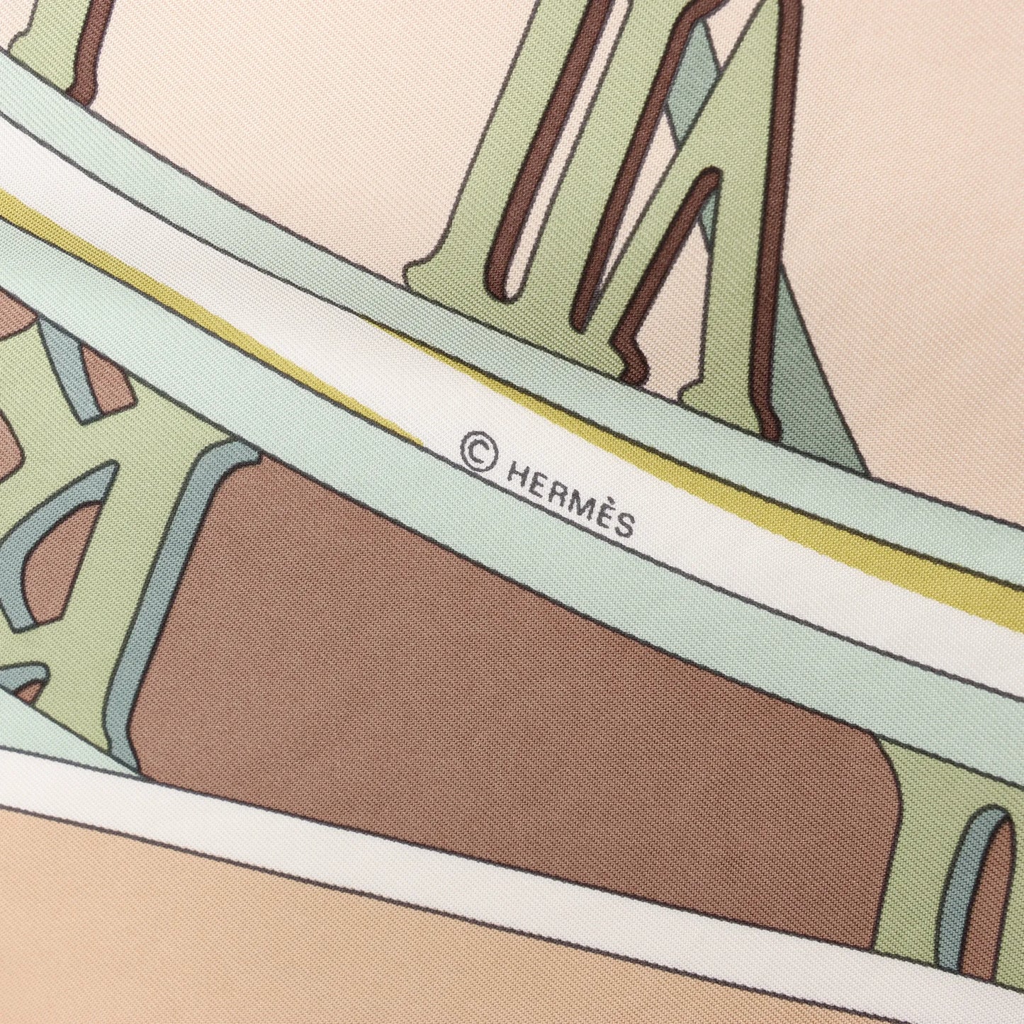 Hermès Carré 90 "MECANIQUE DU TEMPS" Silk handkerchief in Beige