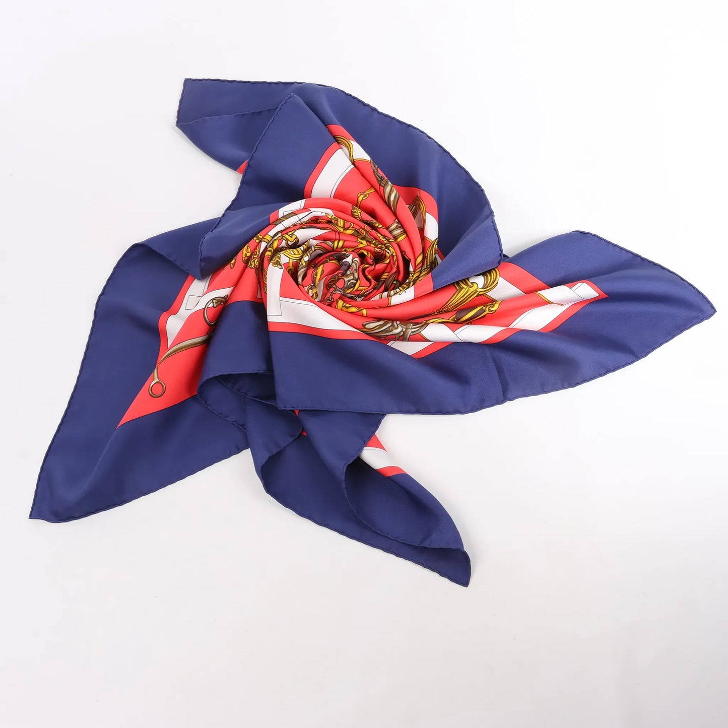 Hermès Carré 90 "MORS&FILETS" Silk handkerchief in Red x Navy Blue