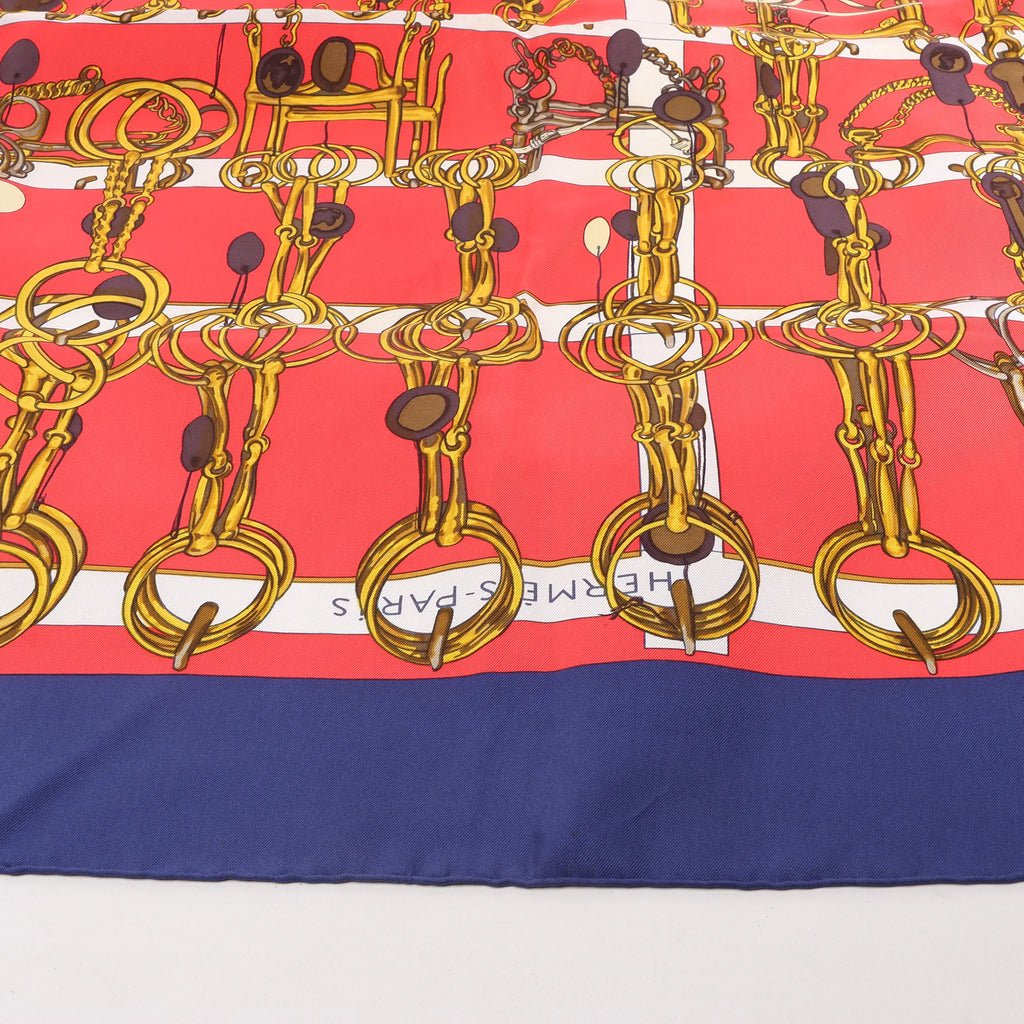 Hermès Carré 90 "MORS&FILETS" Silk handkerchief in Red x Navy Blue