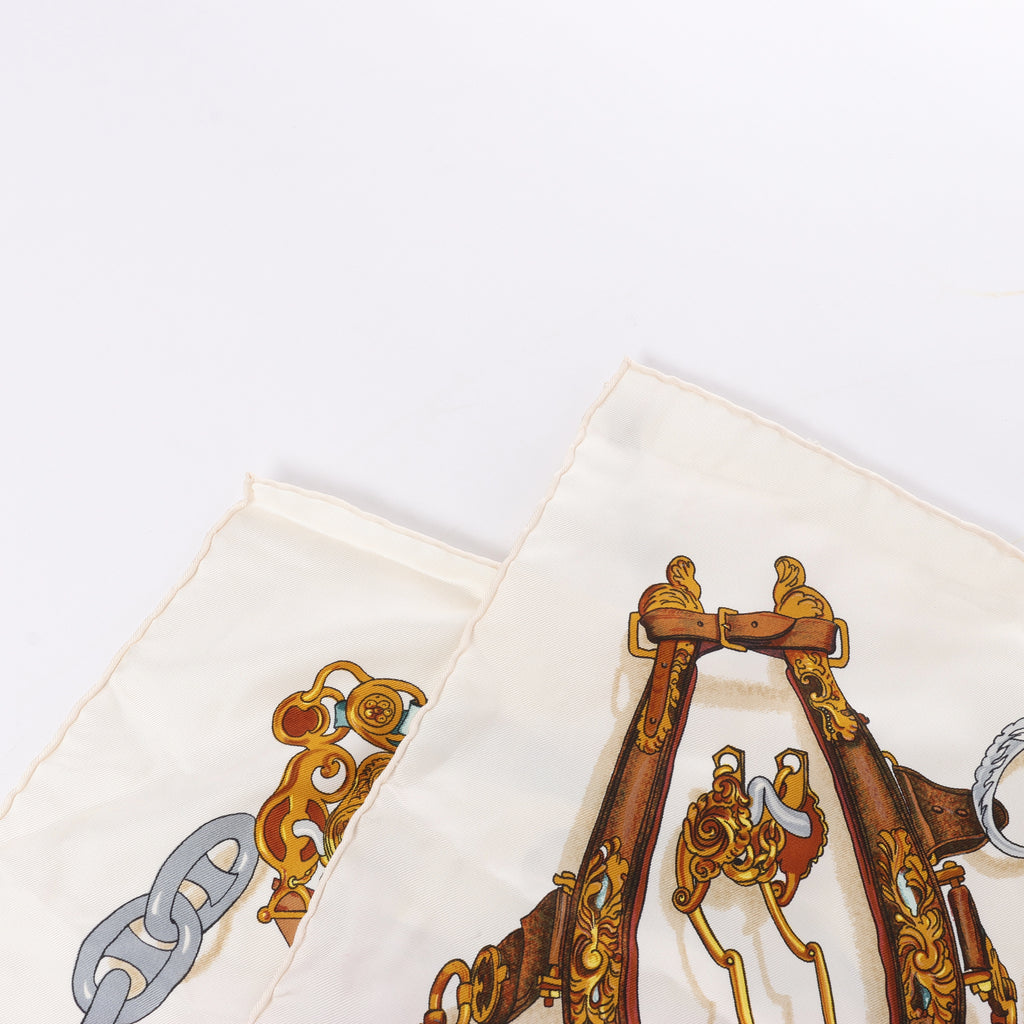 Hermès Carré 90 "MUSEE" Silk handkerchief in Beige