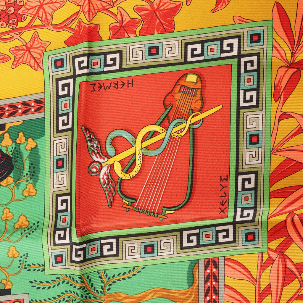 Hermès Carré 90 "MUSIQUE DES DIEUX" Silk handkerchief in Orange x Green