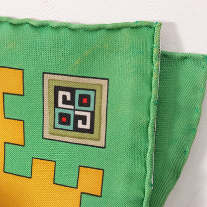 Hermès Carré 90 „MUSIQUE DES DIEUX“ Seidentaschentuch in Orange x Grün