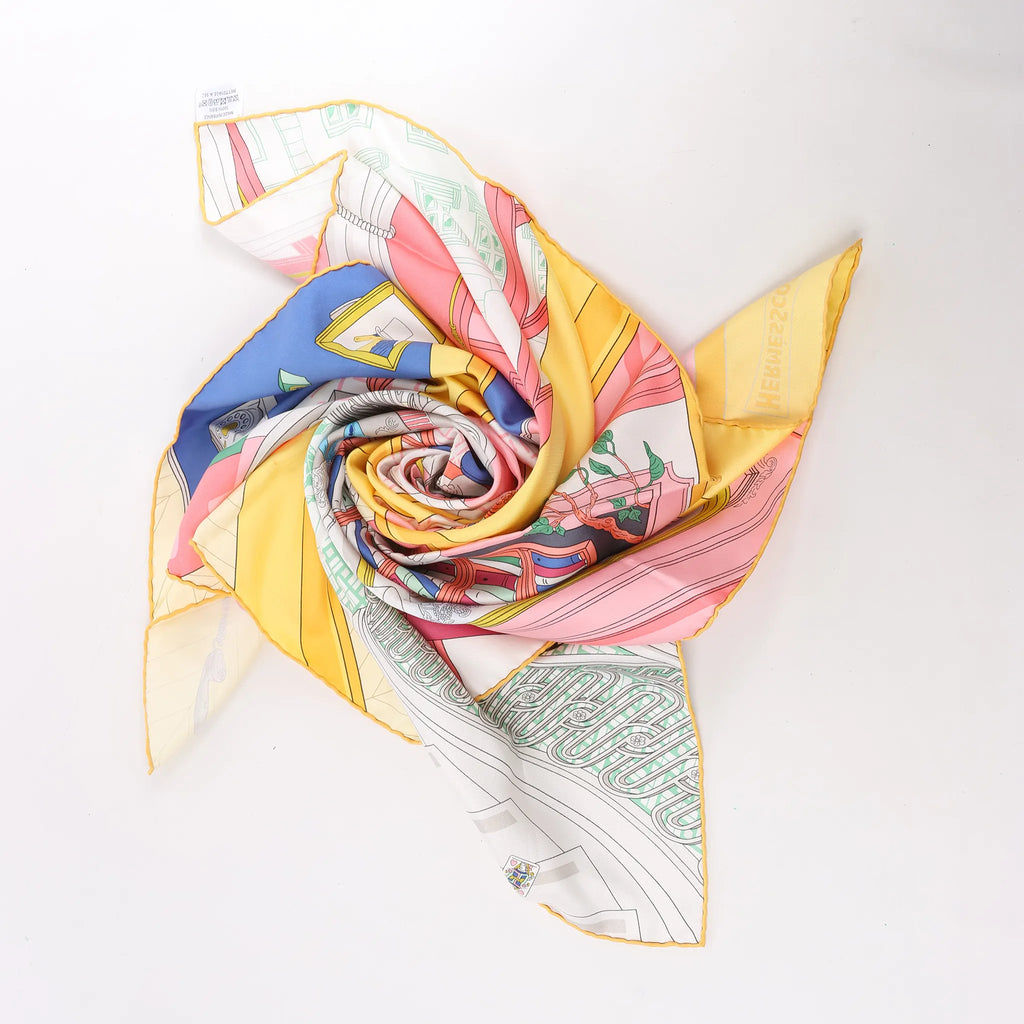 Hermès Carré 90 "MYSTERE AU 24" Silk handkerchief in Multicolor