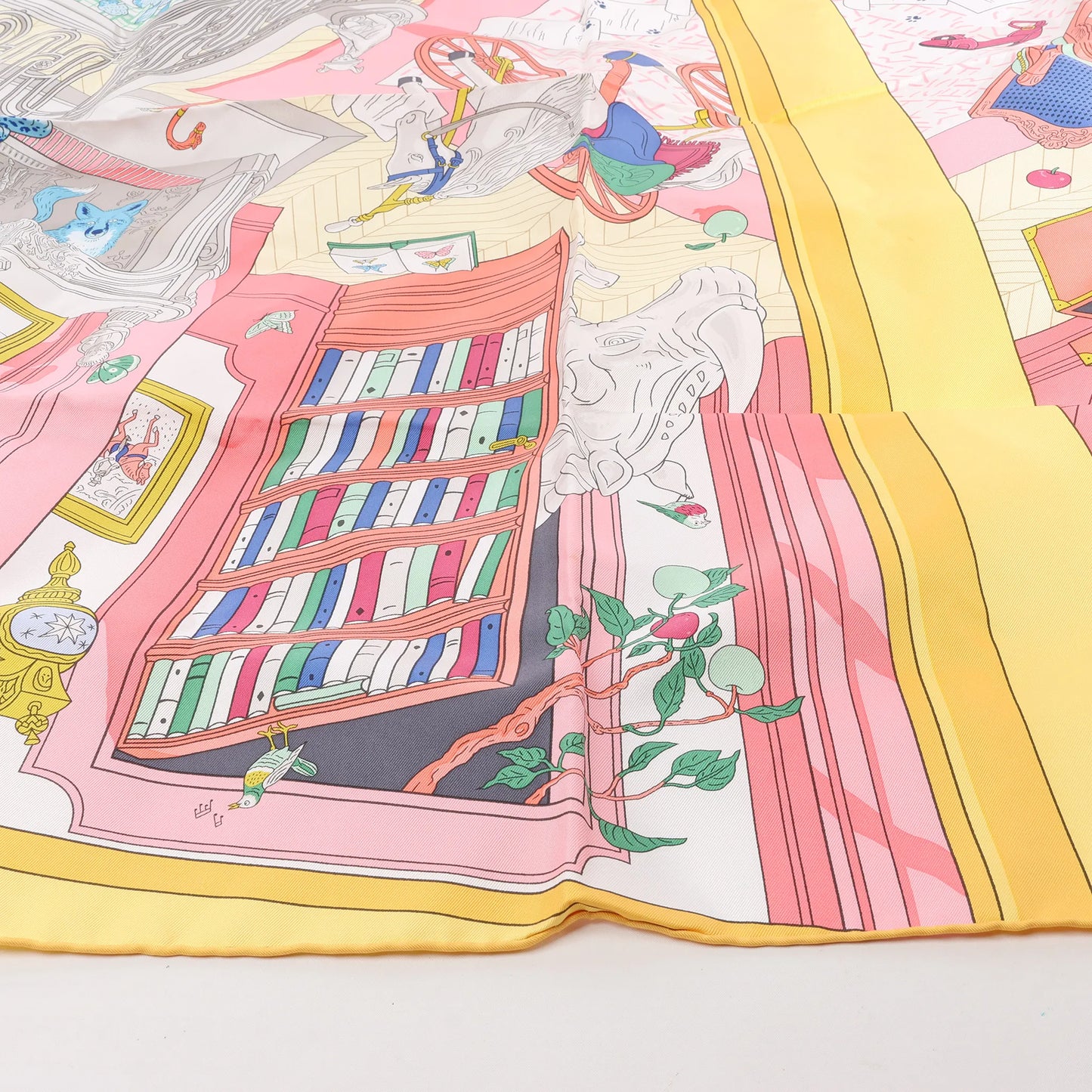 Hermès Carré 90 "MYSTERE AU 24" Silk handkerchief in Multicolor