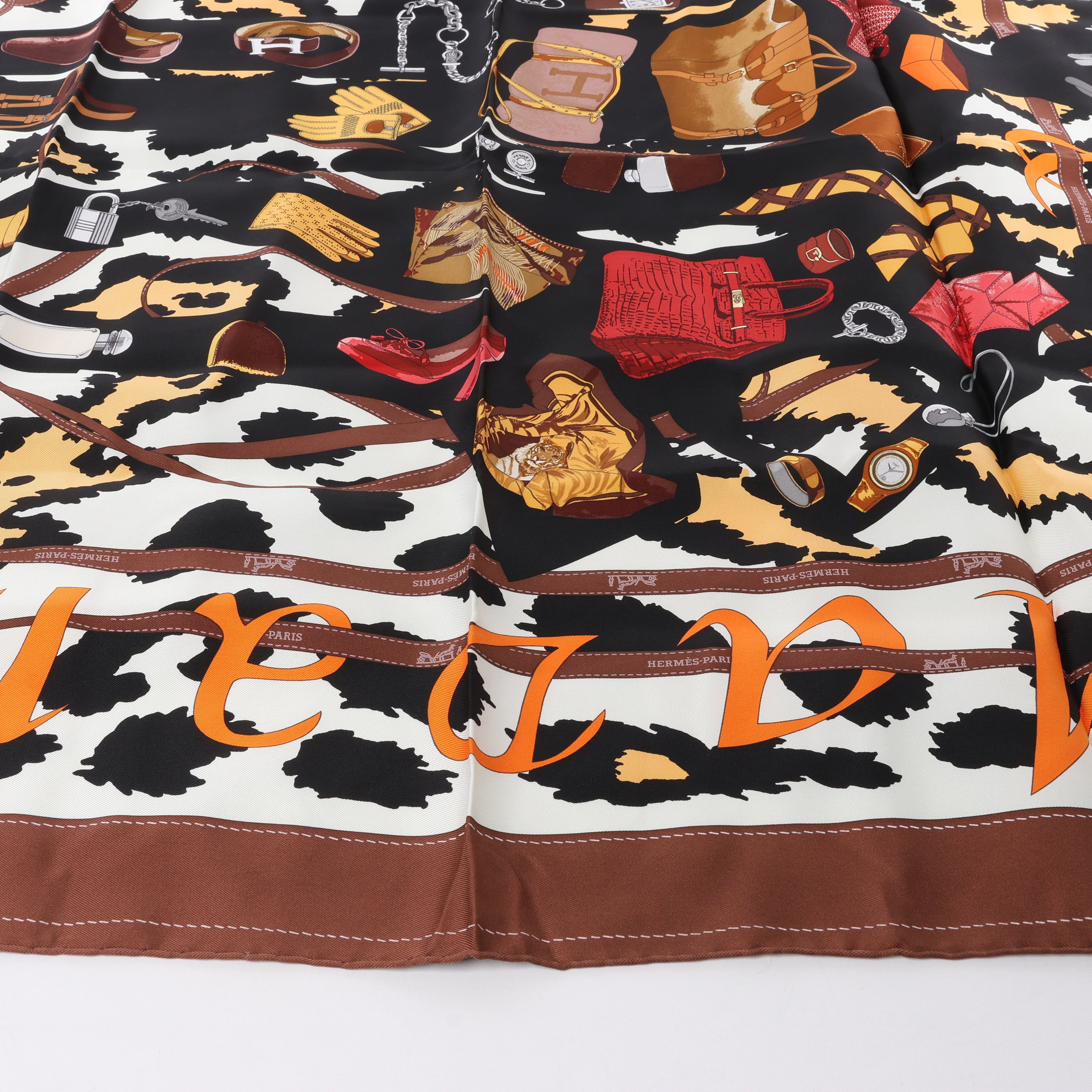 Hermès Carré 90 "Monsieur et Madame" Silk handkerchief in Brown