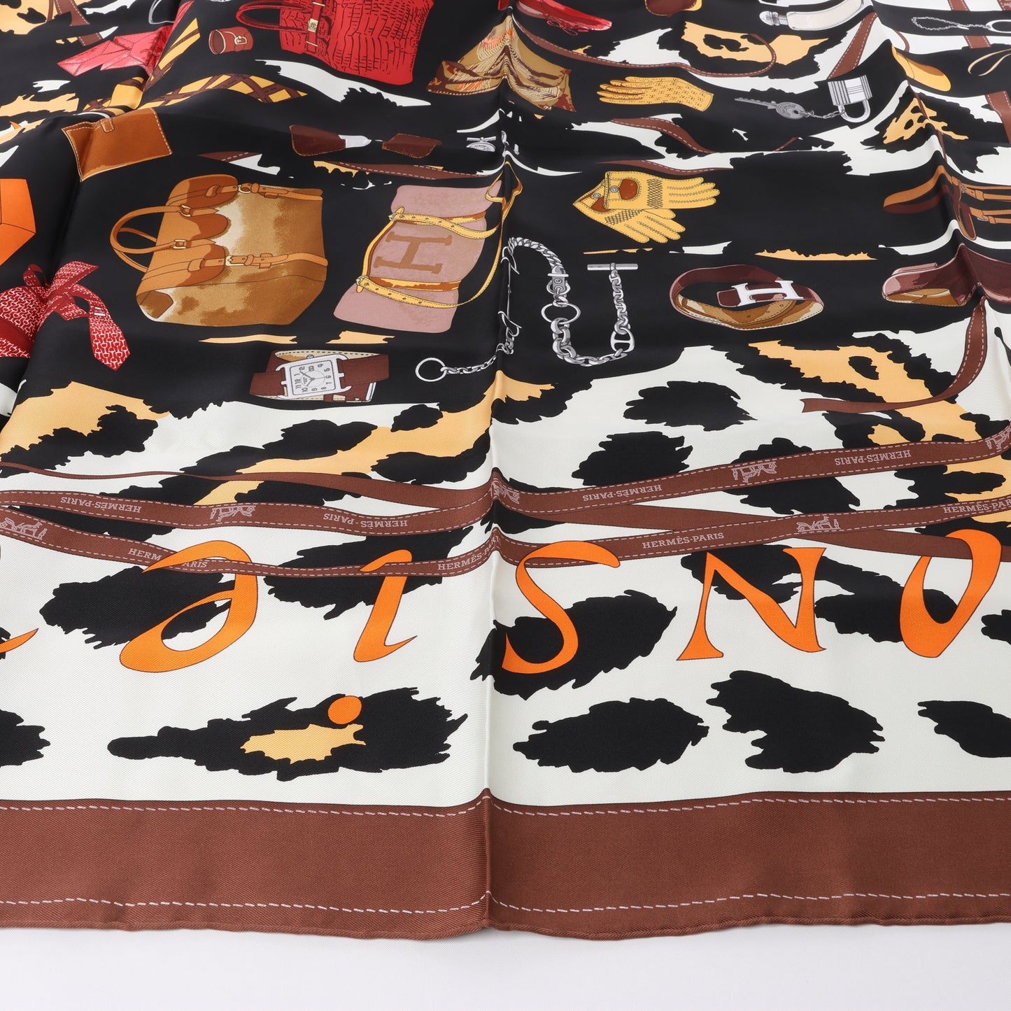 Hermès Carré 90 "Monsieur et Madame" Silk handkerchief in Brown