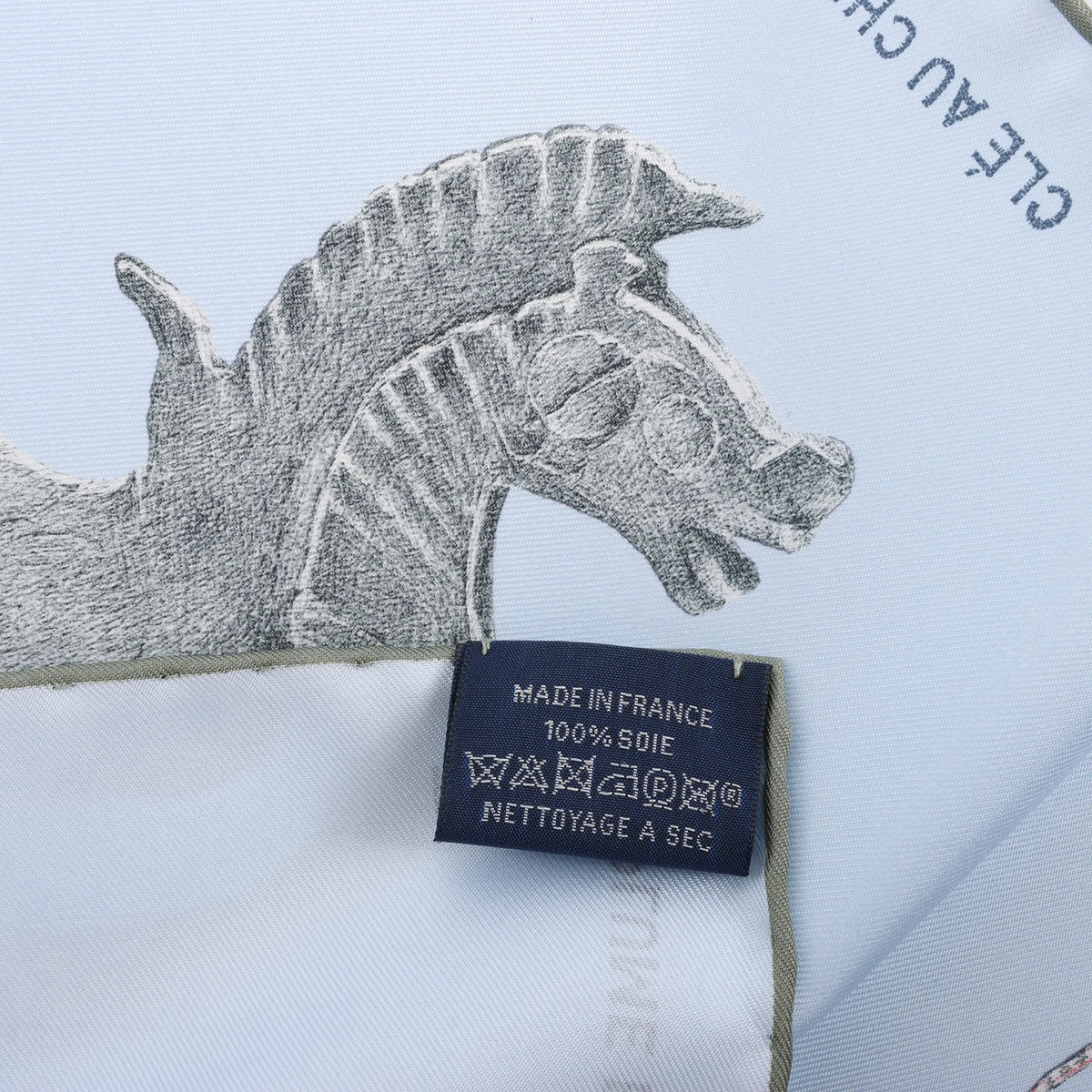 Hermès Carré 90 "Nous Sommes Inséparables" Silk handkerchief in Blue
