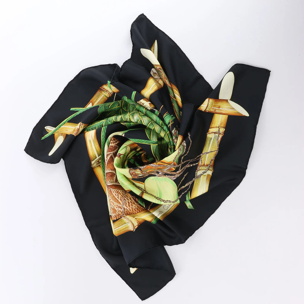 Hermès Carré 90 "Nouvelle Coledonie" Silk handkerchief in Black x Green