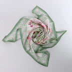 Hermès Carré 90 "OEillets sauvages" Silk handkerchief in Green
