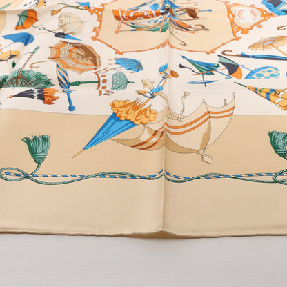 Hermès Carré 90 "OMBRELLES ET PARAPLUIES" Silk handkerchief in Beige