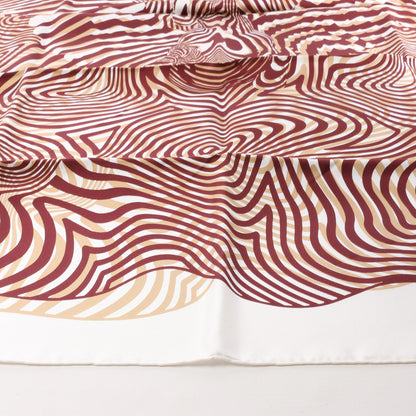 Hermès Carré 90 "ONDE DE CHIC" Silk handkerchief in Burgundy