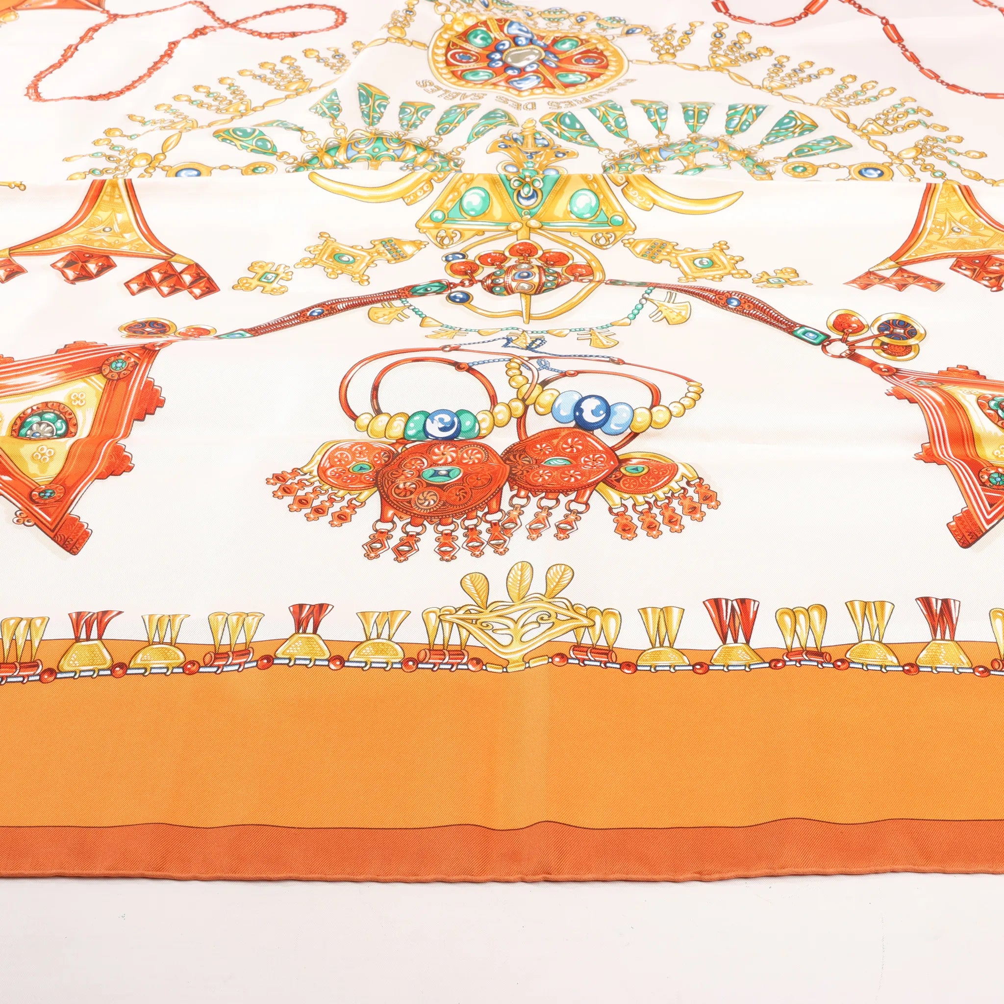 Hermès Carré 90 "PARURES DES SABLES" Silk handkerchief in Orange