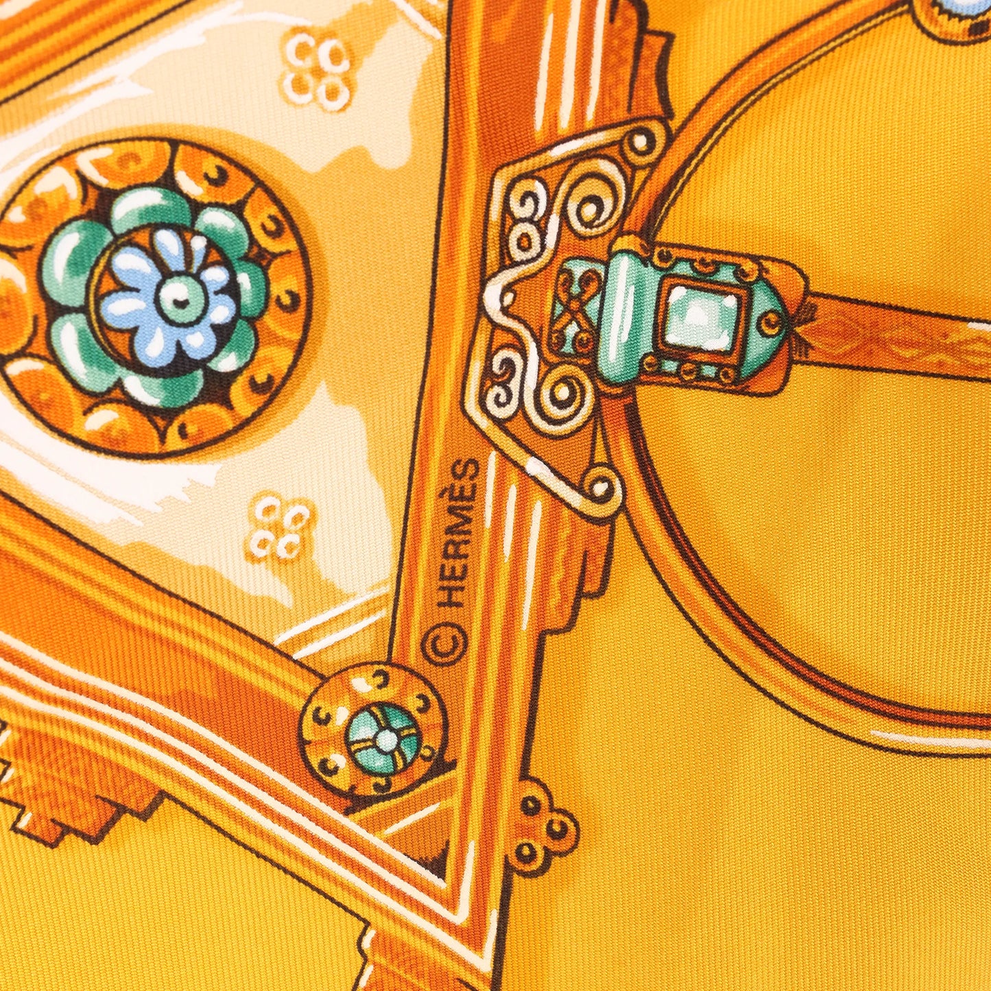 Hermès Carré 90 "PARURES DES SABLES" Silk handkerchief in Orange