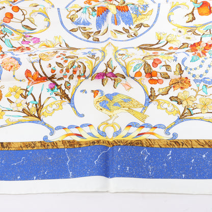 Hermès Carré 90 "PIERRES d'ORIENT et d'OCCIDENT" Foulard 100% Soie en Marine x Beige