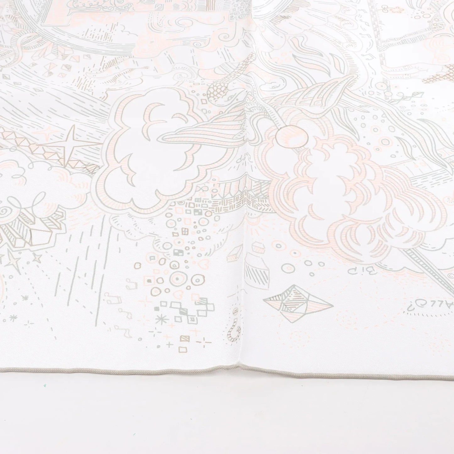 Hermès Carré 90 "BITTE HALTEN SIE DIE LINIE" Seidentaschentuch in Weiß