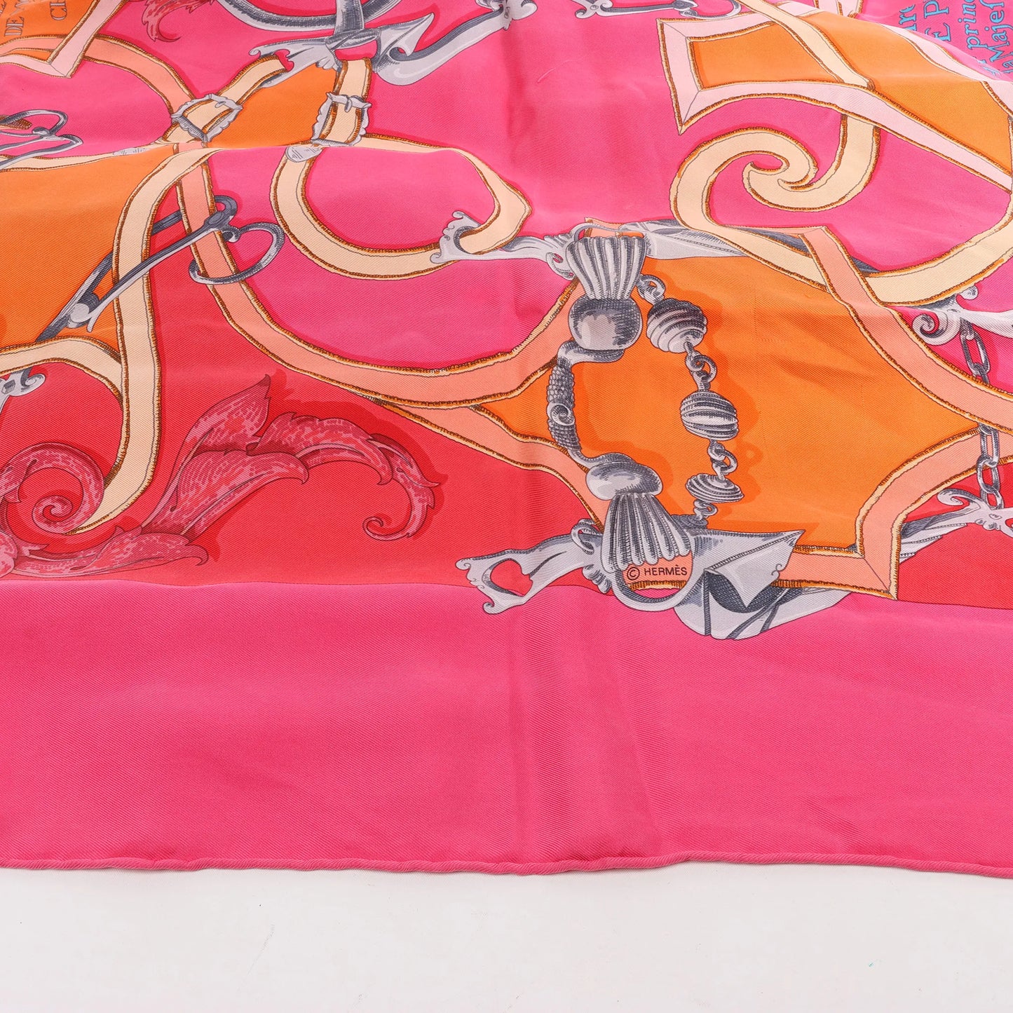 Hermès Carré 90 "L'Instruction du Roy" Silk handkerchief in Pink