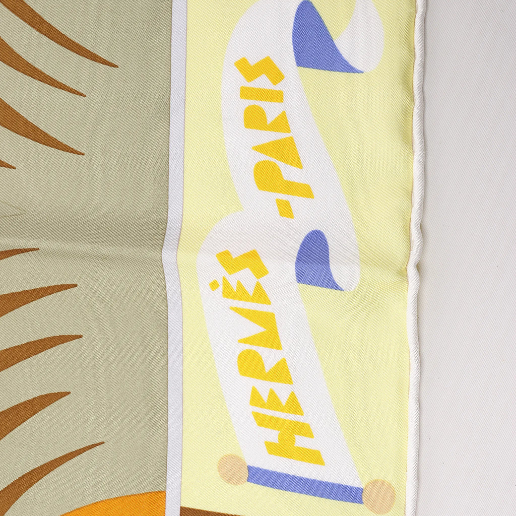 Hermès Carré 90 "Parade en Fanfare" Silk handkerchief in Purple