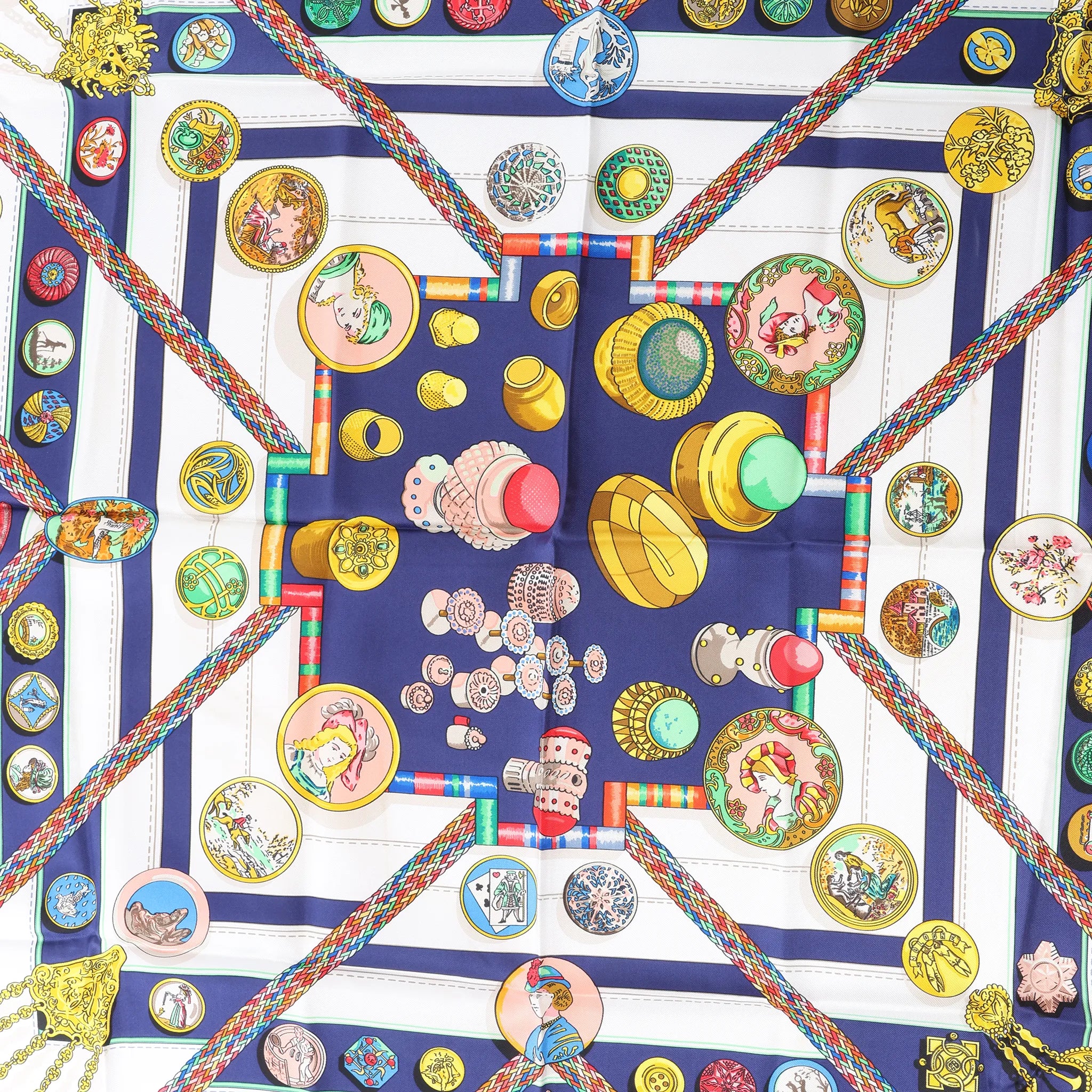 Hermès Carré 90 "Petite main" Silk handkerchief in Navy Blue