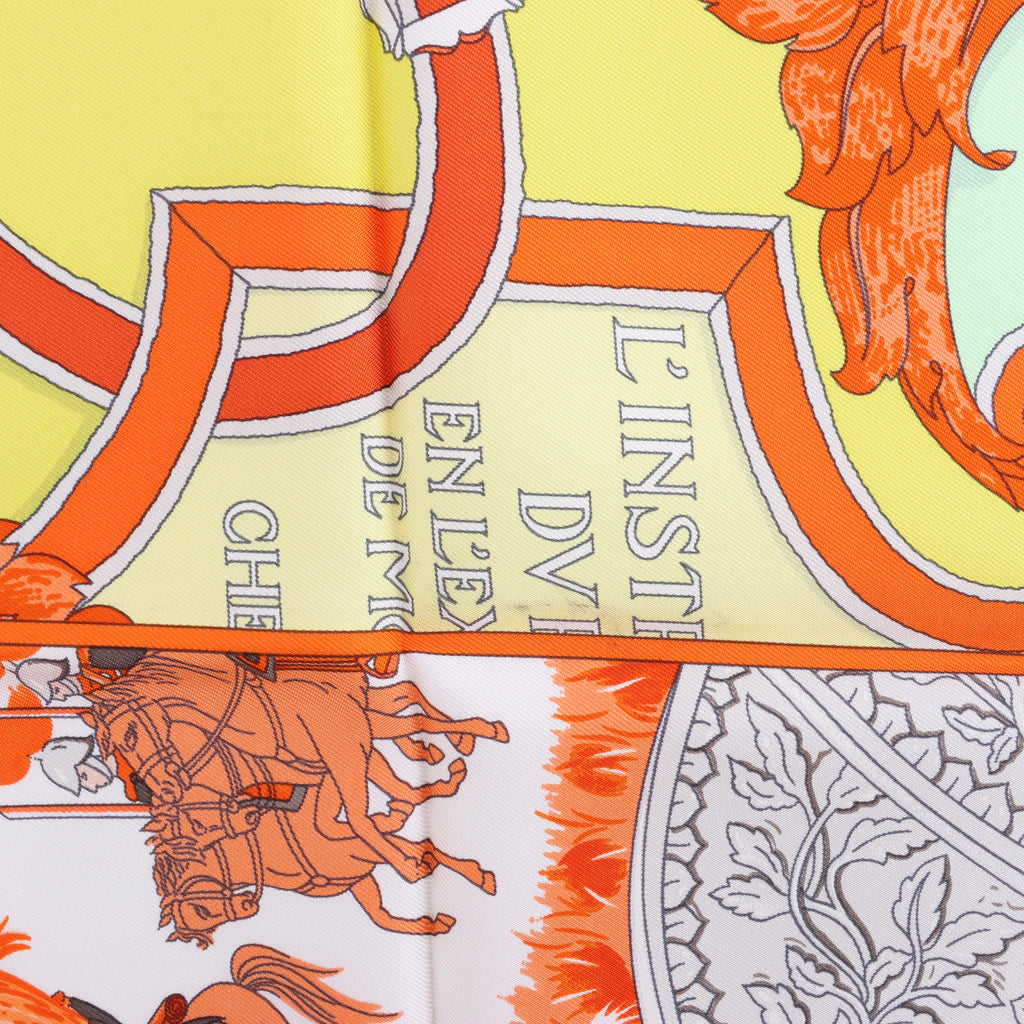 Hermès Carré 90 "Plumets du Roy King's" Silk handkerchief in Orange x Yellow