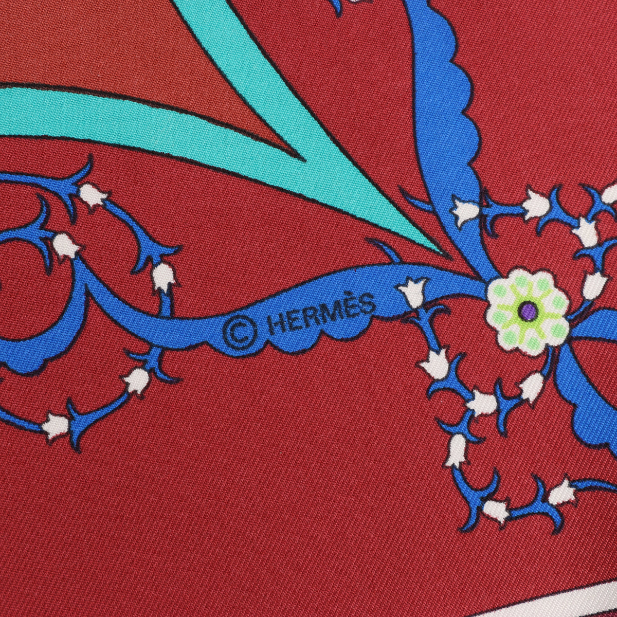 Pañuelo Hermès Carré 90 "SPRINGS" 100% seda