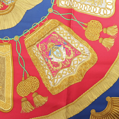Hermès Carré 90 "Poste et Cavalerie Saber" Silk handkerchief in Red