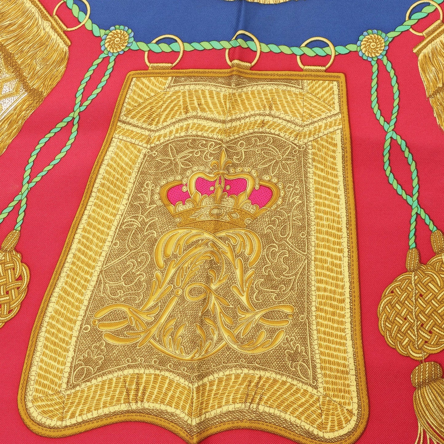 Hermès Carré 90 "Poste et Cavalerie Saber" Silk handkerchief in Red