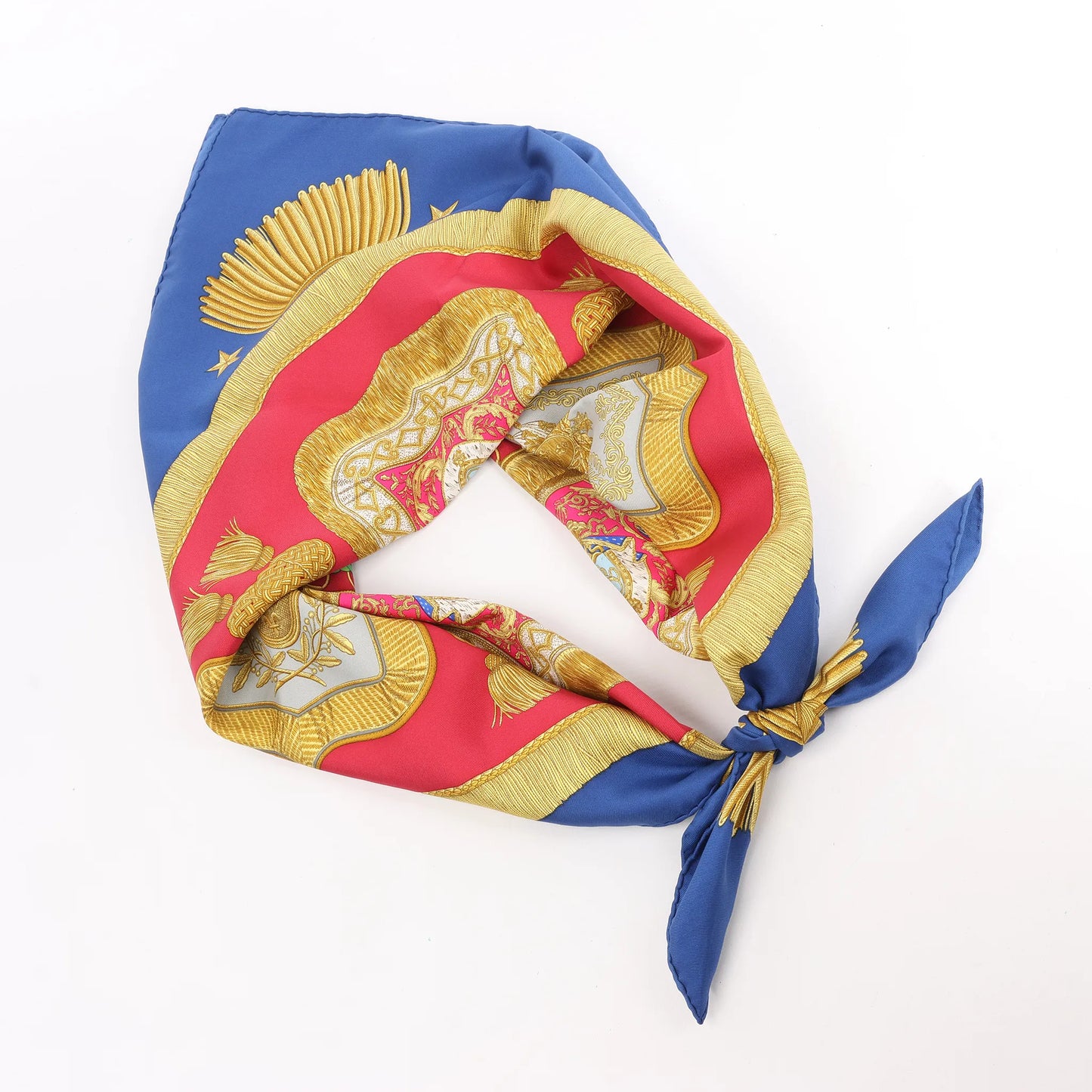 Hermès Carré 90 "Poste et Cavalerie Saber" Silk handkerchief in Red