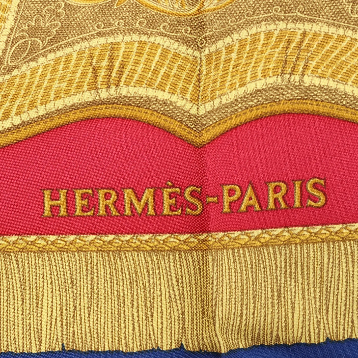 Hermès Carré 90 "Poste et Cavalerie Saber" Silk handkerchief in Red