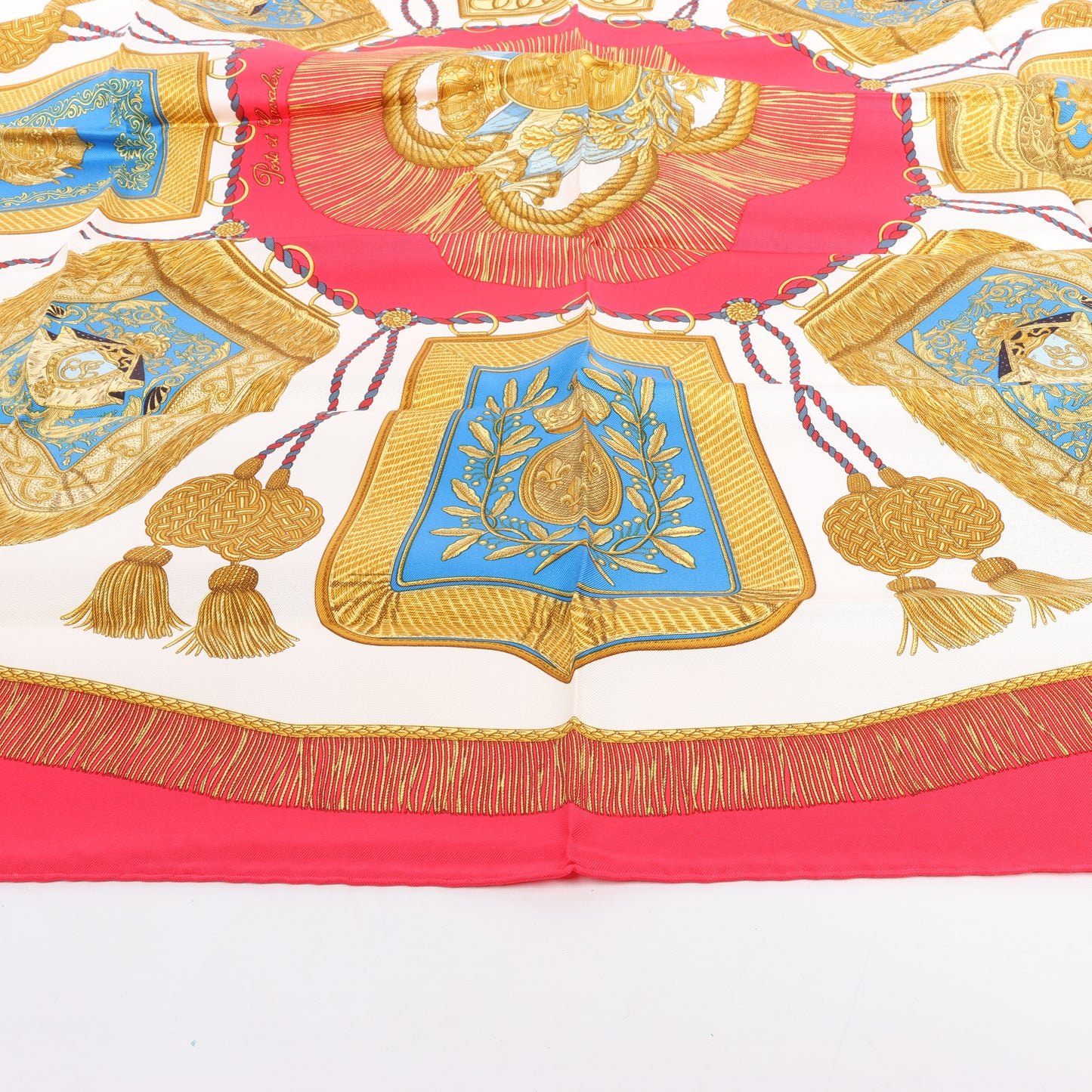 Hermès Carré 90 "Poste et Cavalerie" Silk handkerchief in Red