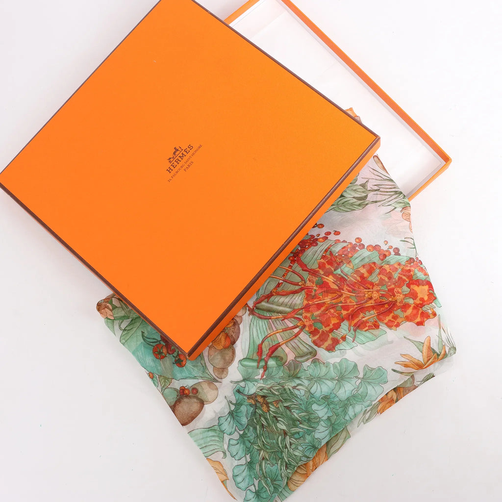 Hermès Carré 90 "Pythagore" Silk handkerchief in Orange