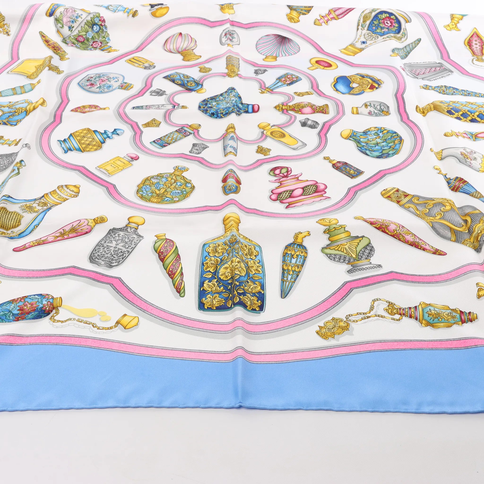 Hermès Carré 90 "Qu'importe le flacon" Silk handkerchief in Blue