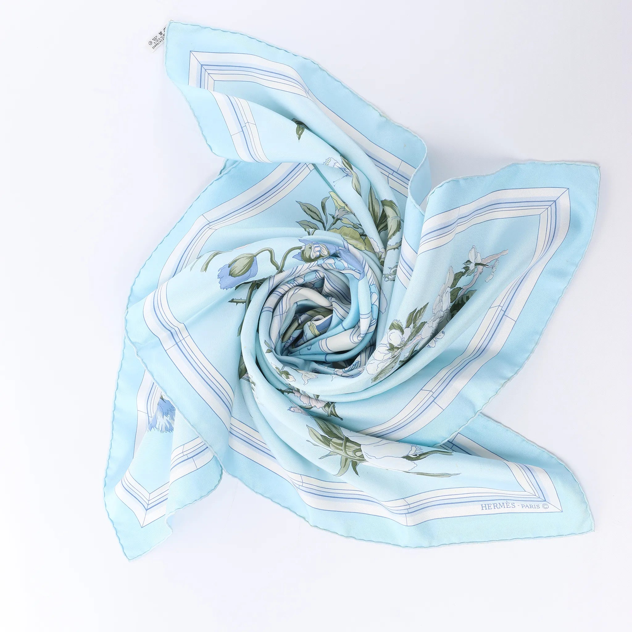 Hermès Carré 90 "Quai aux Fleurs" Silk handkerchief in Light Blue